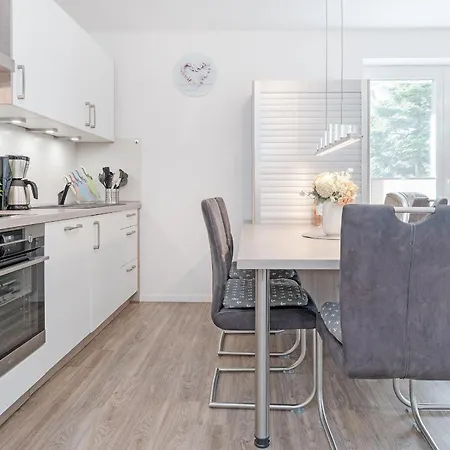 Brenkenhagener Weg 8-10 1 Grömitz