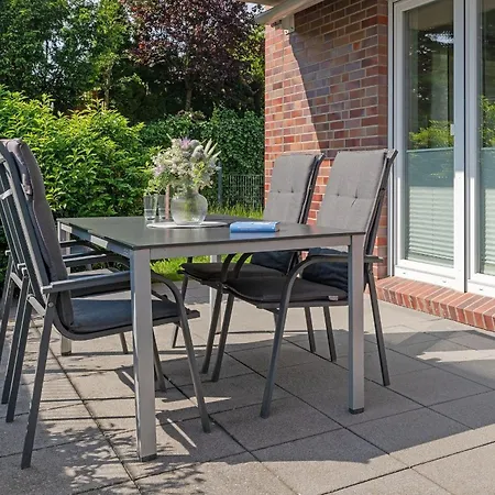 Brenkenhagener Weg 8-10 1 Apartment