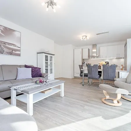 Brenkenhagener Weg 8-10 1 * Grömitz