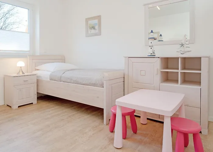 Brenkenhagener Weg 8-10 1 Grömitz