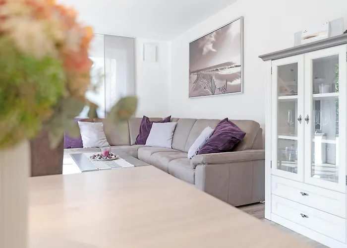 Brenkenhagener Weg 8-10 1 * Grömitz