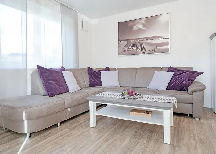 Brenkenhagener Weg 8-10 1 Apartamento